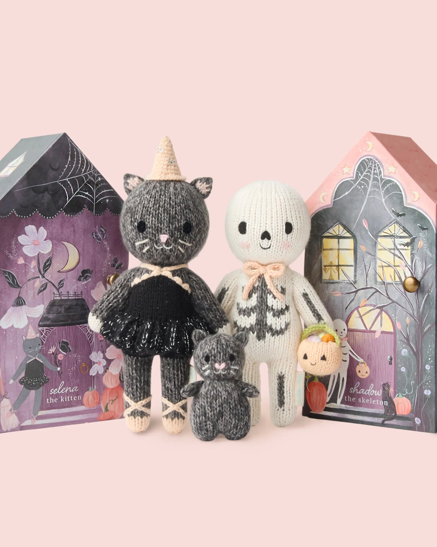 Tiny Halloween family (baby kitten)