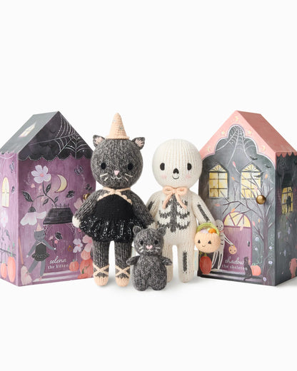 Tiny Halloween family (baby kitten)