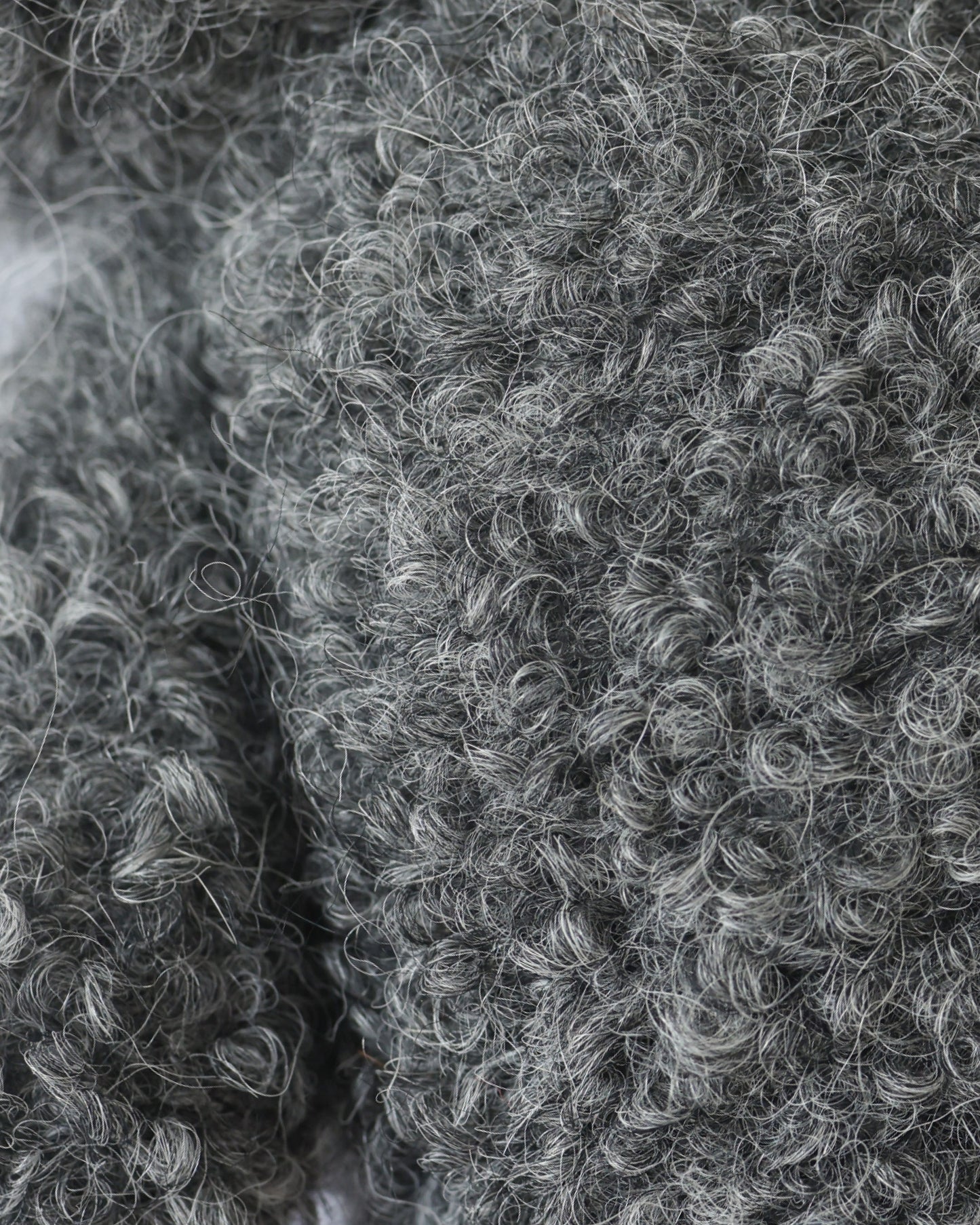 Baby kitten (fuzzy charcoal)