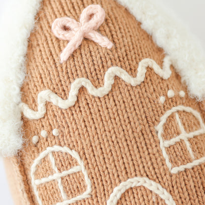 Baby gingerbread house (powder pink)