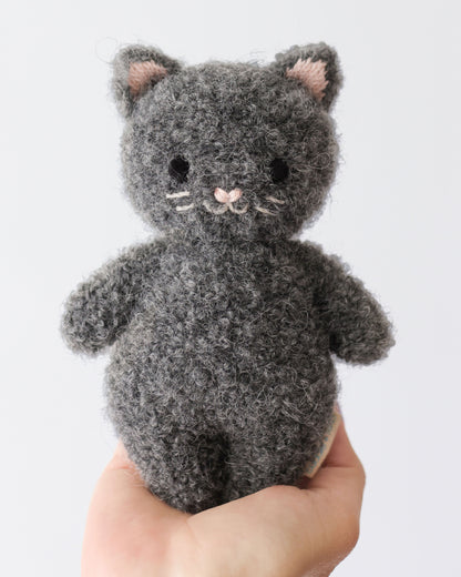 Baby kitten (fuzzy charcoal)