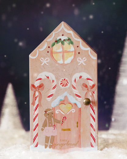 Tiny gingerbread (sugarplum)