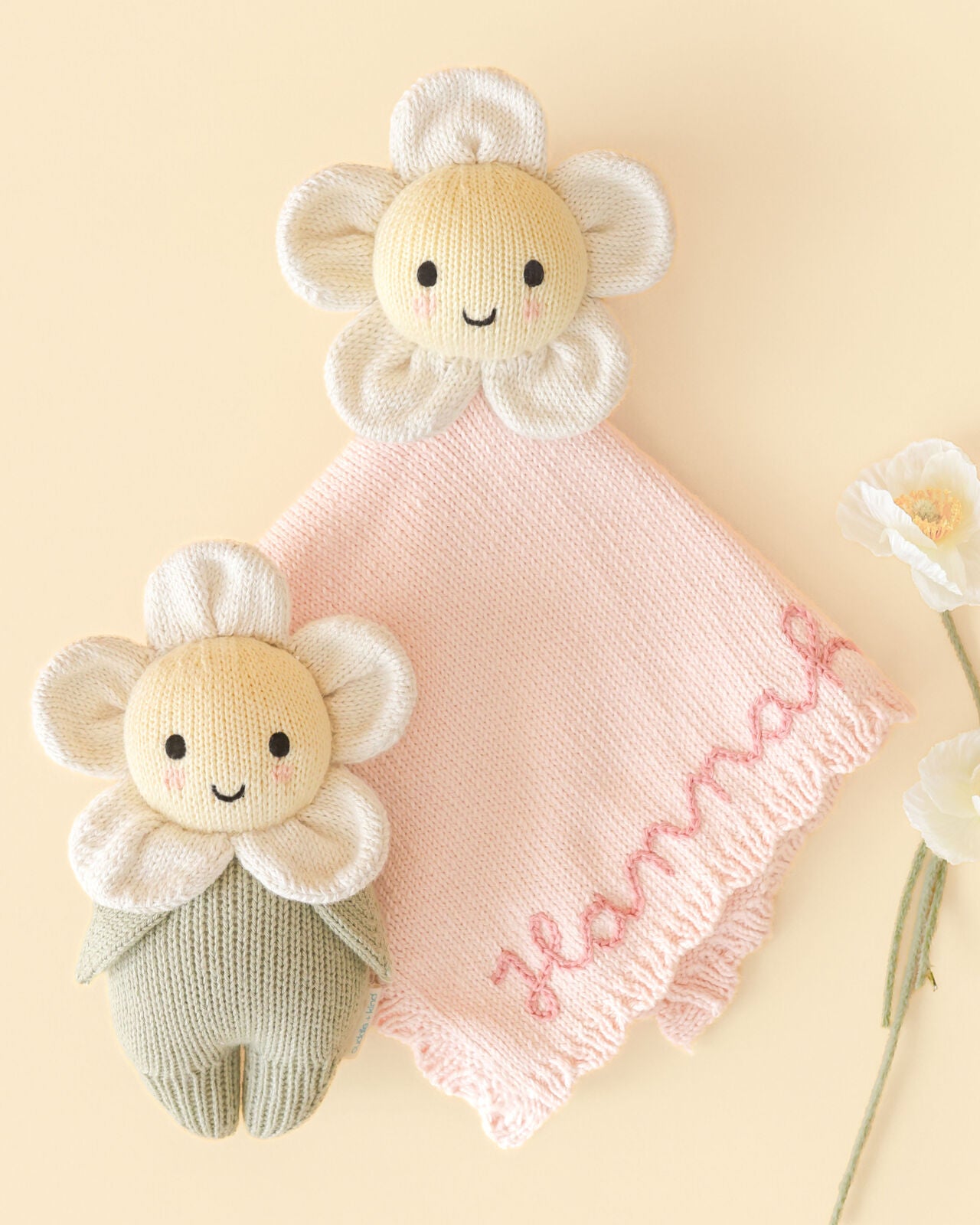 Baby daisy lovey