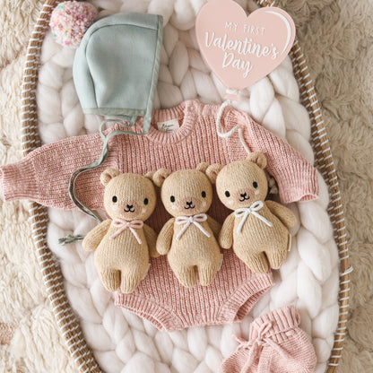 Baby honey bear (blush bow)