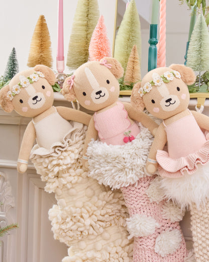 Nora the golden puppy