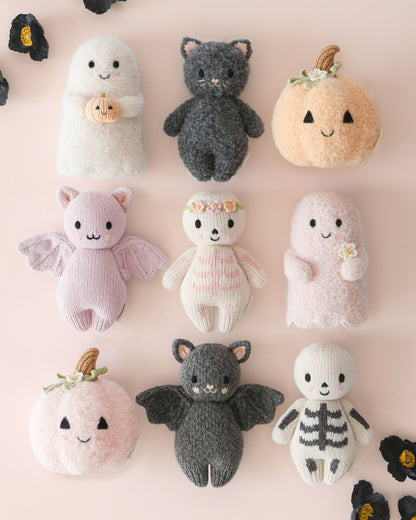 Baby kitten (fuzzy charcoal)