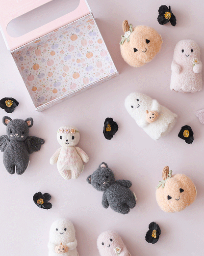 Baby kitten (fuzzy charcoal)