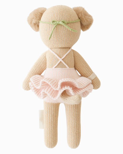 Evelyn the golden puppy (ballet pink)