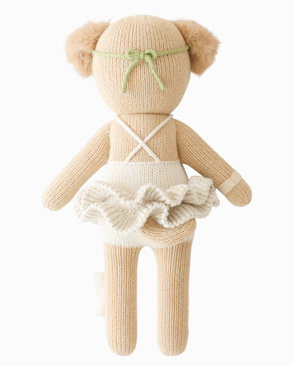 Evelyn the golden puppy (tinsel)