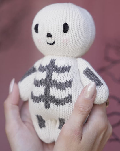 Baby skeleton (kind heart)
